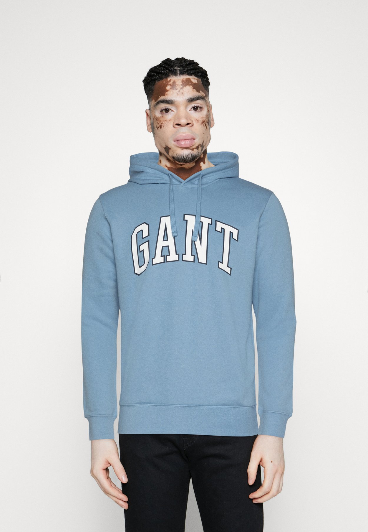 Kapuzenpullover