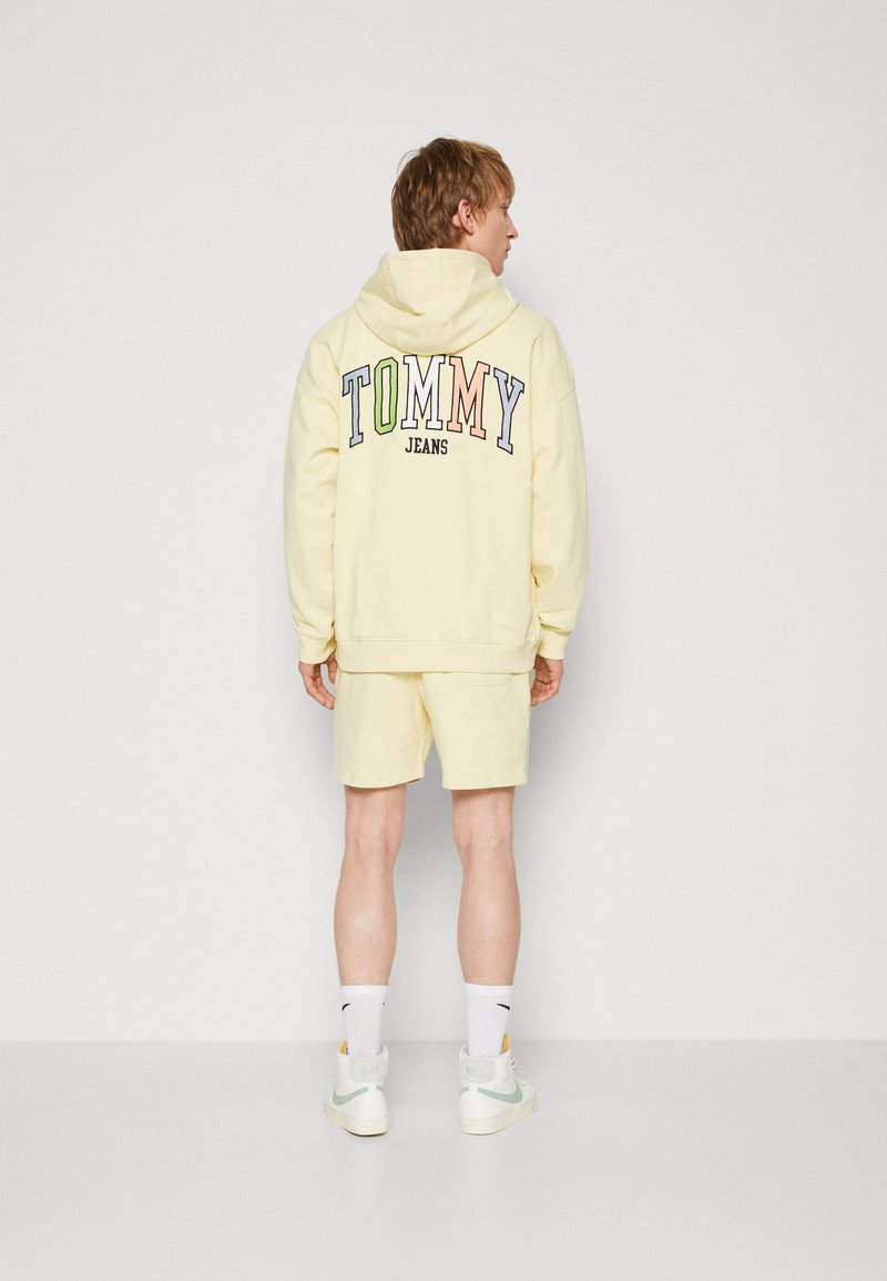 Tommy Jeans COLLEGE HOODIE - Sweatshirt - lemon zest/jaune - ZALANDO.FR