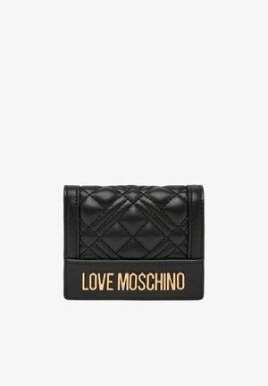 Portafoglio in pelle trapuntata nero con scritta "LOVE MOSCHINO" in tono oro sulla patta anteriore.