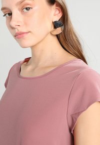Camiseta Básica De Manga Corta Only Onlvic Para Mujer - Blanco - Talla 38