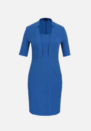 Niebieska dopasowana sukienka do kolan z rękawami do łokcia i kwadratowym dekoltem z detalem klapy.