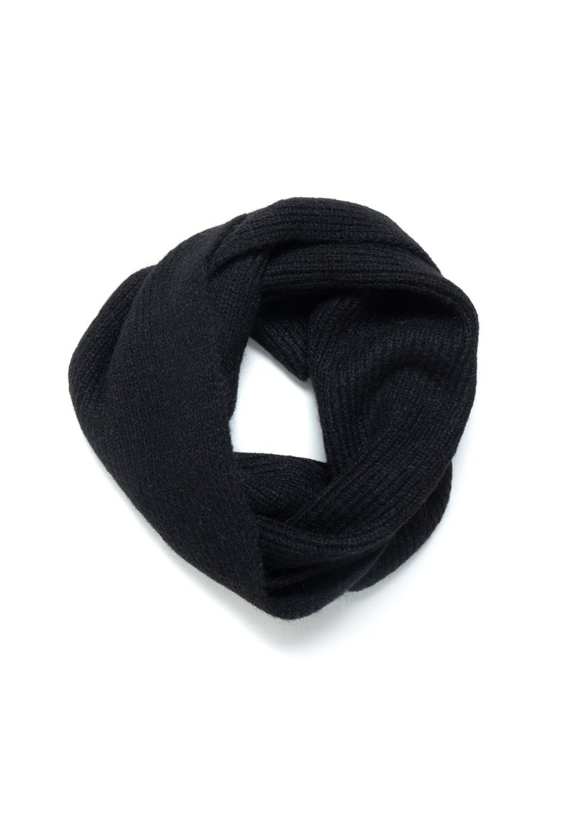 Melna adīta bezgalības šalle ar teksturētu ribu dizainu, ar cilpas formu vieglai valkāšanai un siltumam.