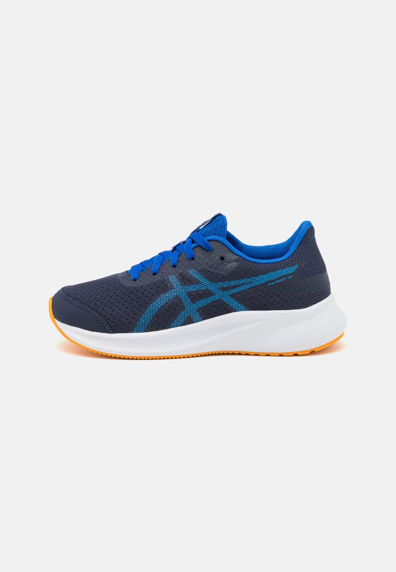 Men's running shoes in navy blue mesh with blue accents and orange outsole. Features include textured fabric, laces, and a contoured design.