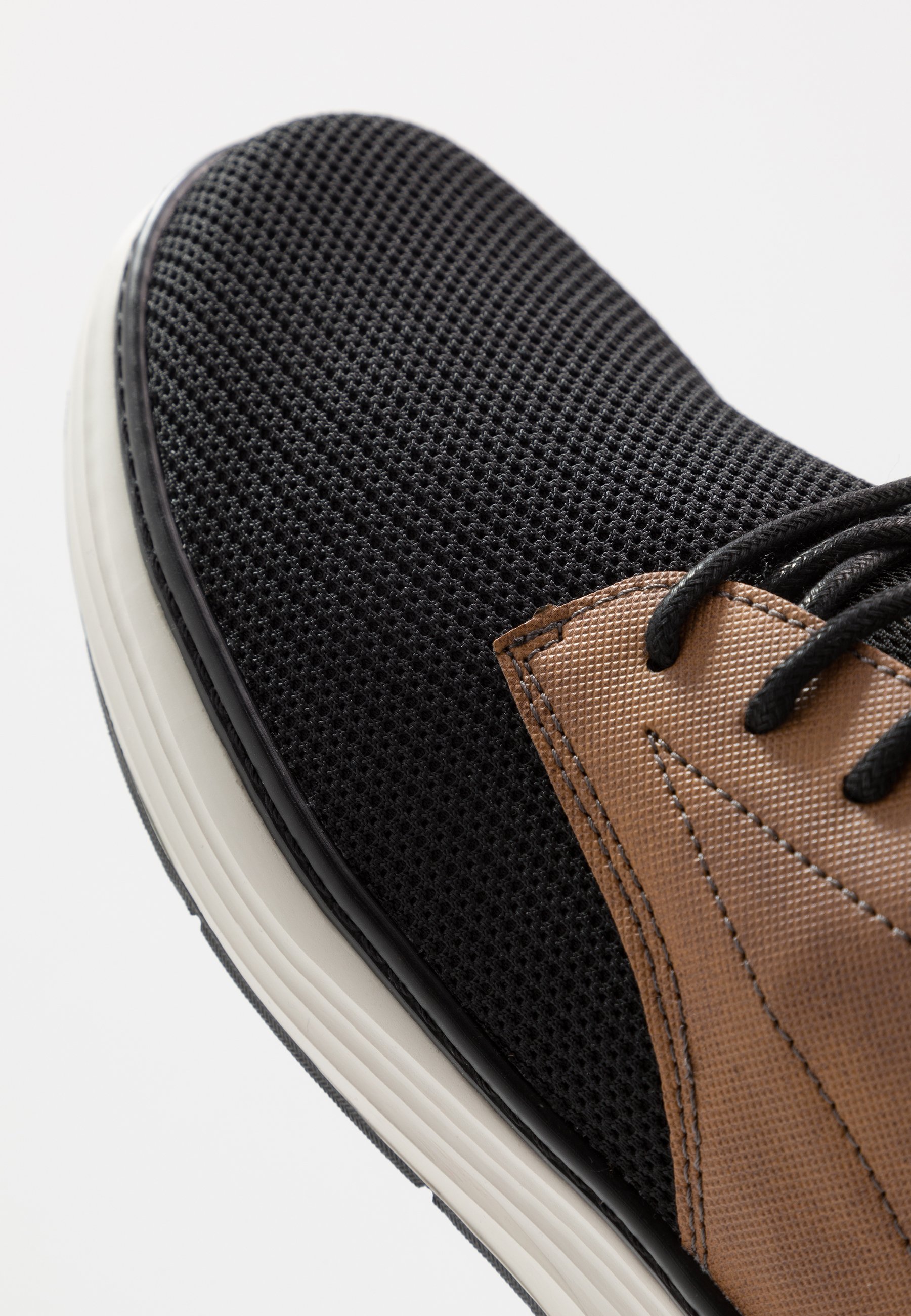 Skechers MORENO ZENTER - Joggesko - black Skechers MORENO ZENTER - Joggesko - black