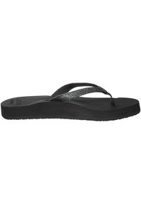 Zwarte flip-flop sandaal met een gestructureerde band, een gevoerd voetbed en een platte rubberen zool. Heeft een eenvoudig ontwerp en minimale accenten.