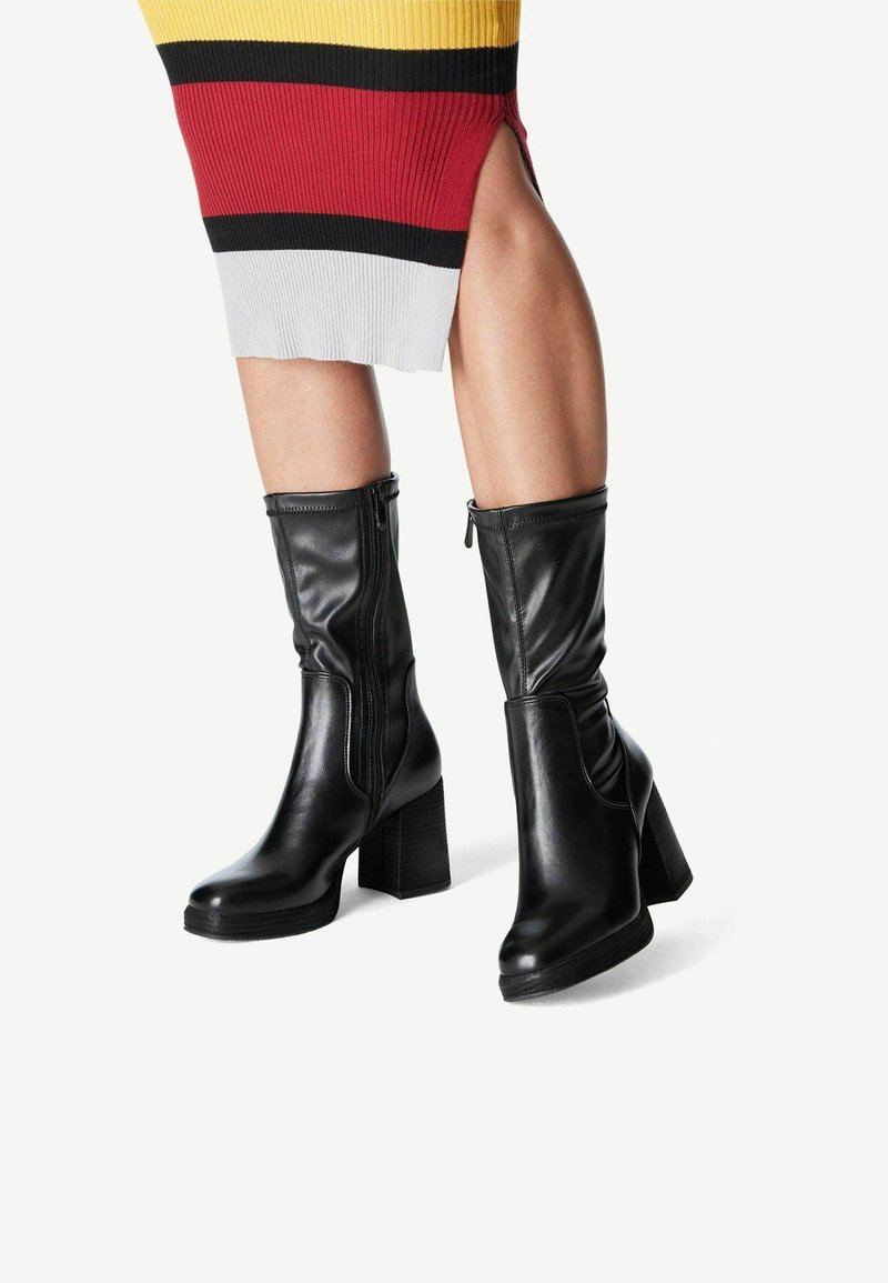 Marco Tozzi Laarzen - black