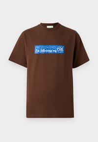 FOLLOW YOUR STARSIGN TEE UNISEX - Print T-shirt - brown