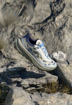 AENERGY MTN SEED LOW WOMEN - Hiking shoes - eclipse