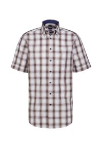 Camicia a maniche corte a quadri in bianco, marrone e blu navy, con colletto a camicia, bottoni frontali e un piccolo logo sulla tasca del petto.