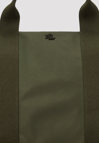 Lauren Ralph Lauren NYLON EXTRA LARGE STEVIE ZIP TOTE BAG - Bevásárlótáska - dark olive/dark olive