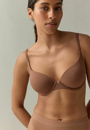 Push-up podprsenka - mocha nude
