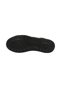 Semelle de chaussure en caoutchouc noir avec un motif de semelle ondulé, conçue pour l'adhérence, avec des rainures profondes et un bord lisse.