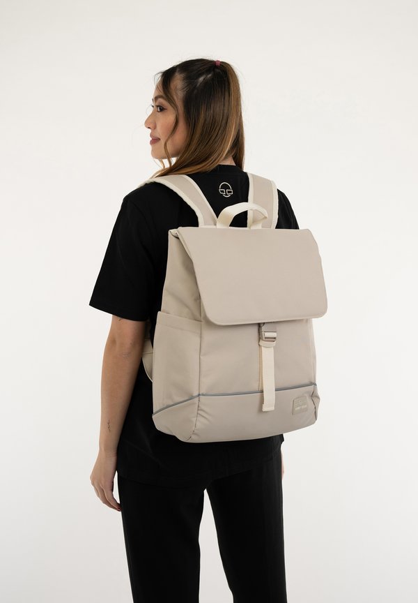 FAHRRADTASCHE MIKA BIKE - Tagesrucksack - sand