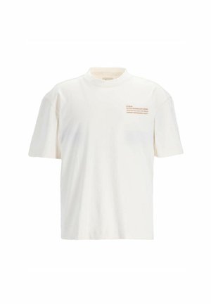 Wit katoenen t-shirt met een ontspannen pasvorm, ronde hals, korte mouwen en oranje afgedrukte tekst op de voorkant. Soepele textuur en minimalistisch ontwerp.
