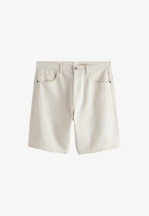 Next, Denimshorts - ecru
