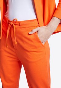 Rich & Royal Trainingsbroek - flame