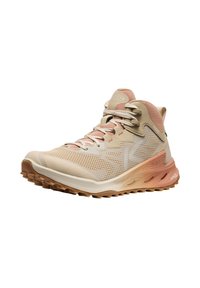 Scarpa da trekking beige chiaro con parte superiore in mesh, dettagli rosa e suola in gomma. Caratterizzata da un colletto imbottito e un sistema di allacciatura per una vestibilità sicura.