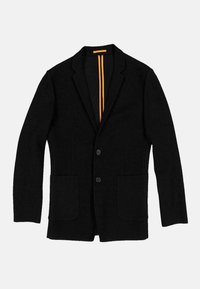 Czarna marynarka z teksturowanej tkaniny, z dwoma przednimi kieszeniami, zapięciem na jeden guzik oraz pomarańczowym akcentem na wewnętrznym kołnierzu.
