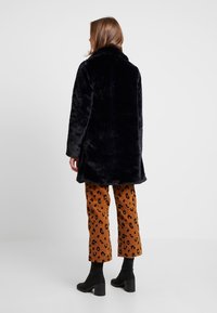 JDY Abrigo de invierno - black