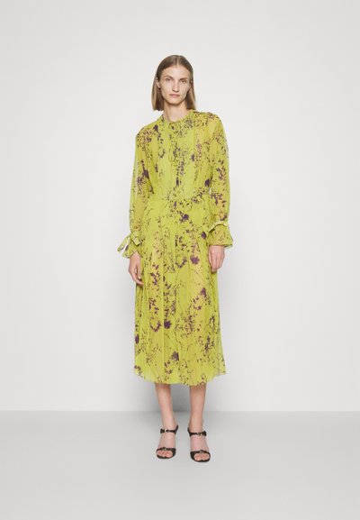 Victoria Beckham PLEATED TEA DRESS - Rochie cocktail/Rochie petrecere - yellow ochre/violet