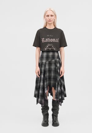 Han Kjøbenhavn, CHECKED SKIRT - Jupe trapèze - black