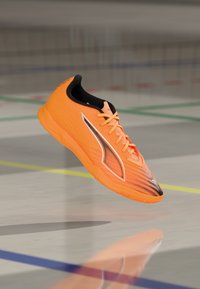 Niet geselecteerd, heat fire/black/glowing red