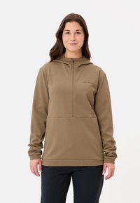 Brauner Hoodie mit durchgehendem Reißverschluss, strukturiertem Stoff und einer Kängurutasche. Mit Kapuze und dezentem Markenlogo auf der Brust.