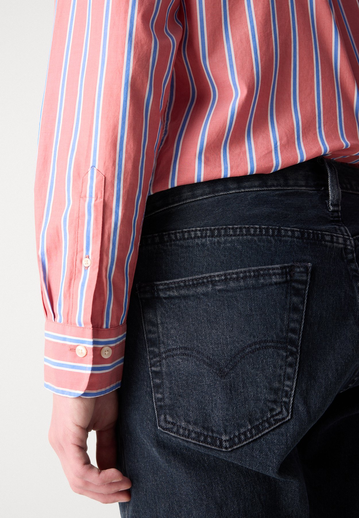CLASSIC STRIPE SHIRT