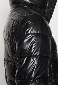 Calvin Klein Vinterkappa /-rock - black