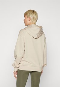Champion ICONS HOODIE TONAL LOGO LARGE - Mikina - beige