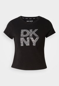 Schwarzes kurzärmliges T-Shirt mit einem strukturierten metallisch-silbernen "DKNY"-Logo auf der Vorderseite. Hergestellt aus weichem Stoff mit rundem Ausschnitt.