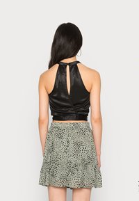 VILA VITONE HIGHNECK - Top - black