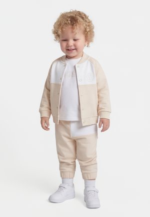 BOSS Kidswear NEWBORN SET - Tricou cu imprimeu - new beige