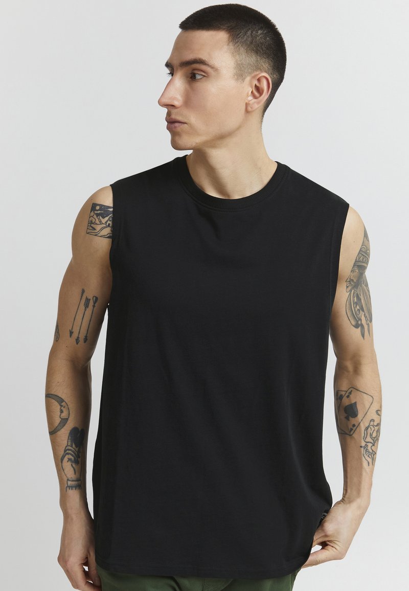 11 Project PRBrigsy - Top - black