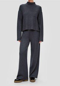 s.Oliver Sweatshirt - anthracite