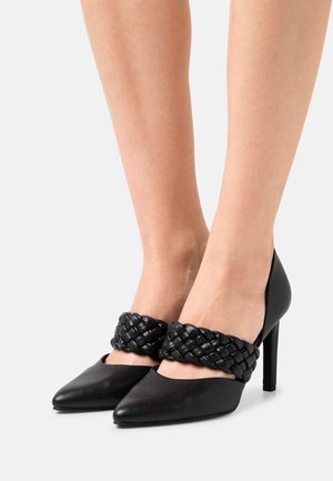 Classic heels - black