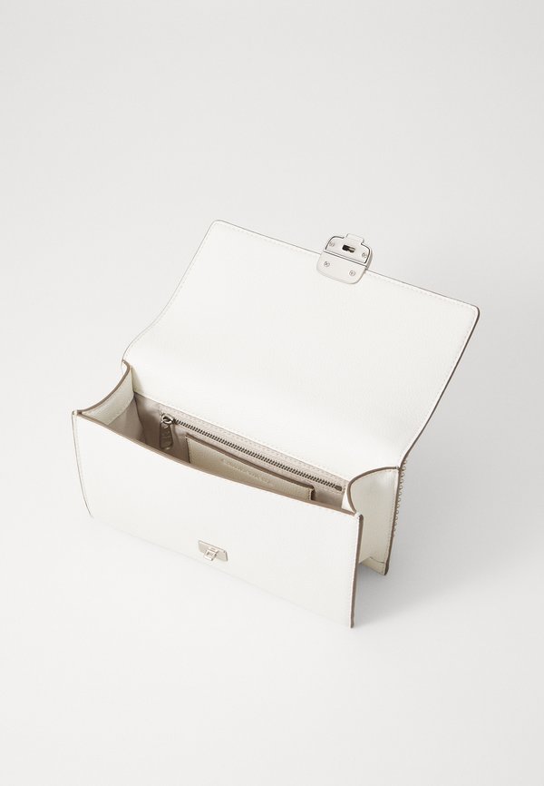 FORGED CHAIN FLAP BAG - Cross body bag - tofu2