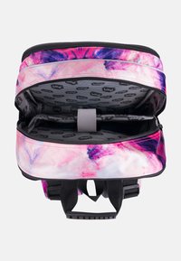 Baagl Školní taška - rosa