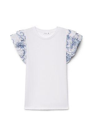 Top bianco a maniche corte con scollo tondo e maniche arricciate, con ricamo floreale blu su tessuto trasparente.