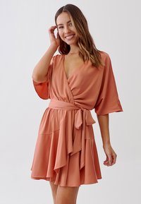 TUSSAH EDNA  - Denné šaty - burnt orange