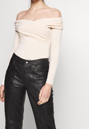 Top s dlouhým rukávem - black