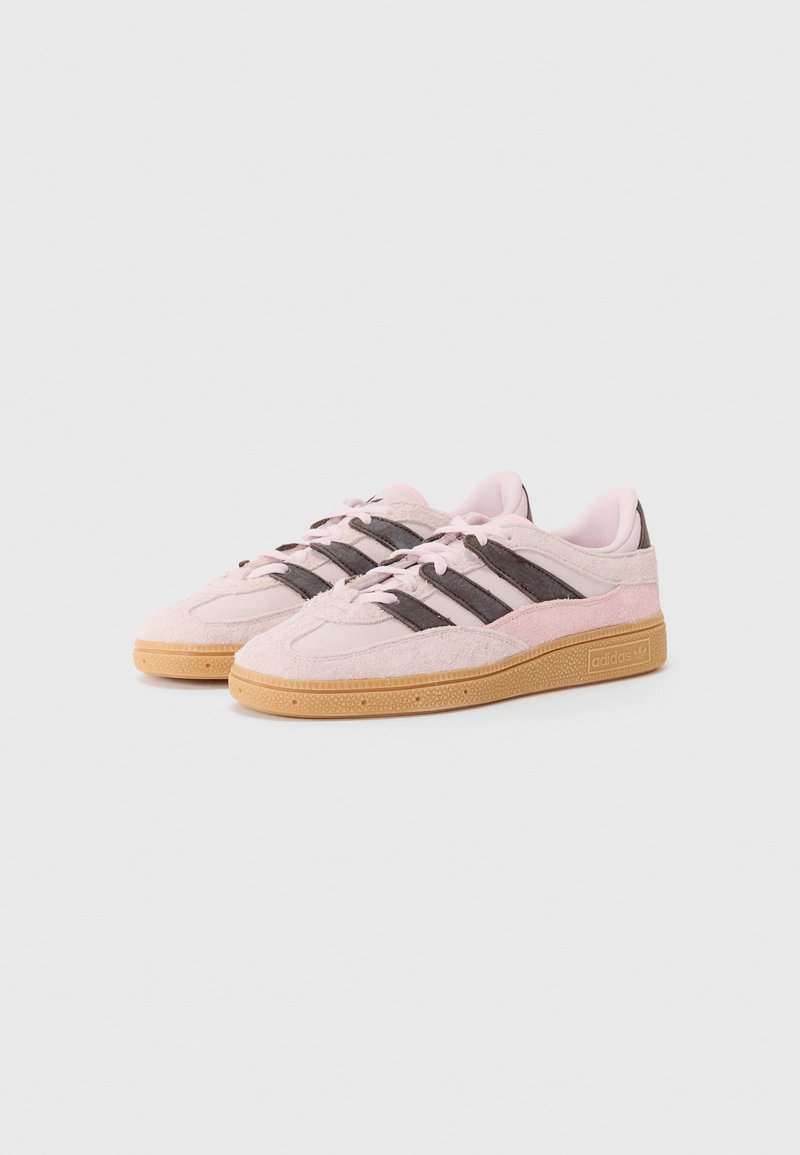 adidas gazelle silver green womens Adidas Campus 00s Core Black Almost Pink main image 0