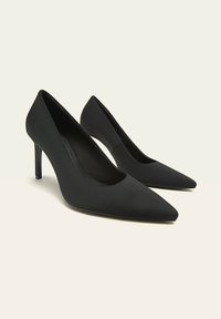 Stradivarius Lodičky na vysokém podpatku - black