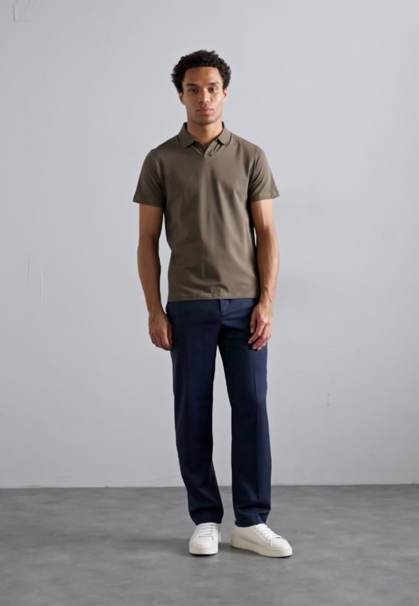 Polo shirt - dark sage2