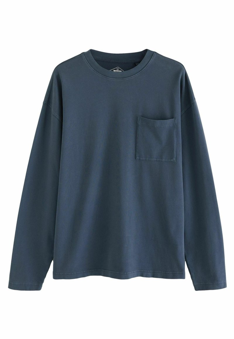 Langärmliges navyblaues Hemd aus weichem Stoff, mit rundem Halsausschnitt und einer Brusttasche. Schlichtes Design mit lockerer Passform.