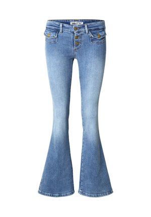 Světlé modré džíny s vysokým pasem a rozšířenými nohavicemi, s knoflíkovou légou a předními klopovými kapsami, vyrobené ve Španělsku, zobrazené na bílém pozadí.