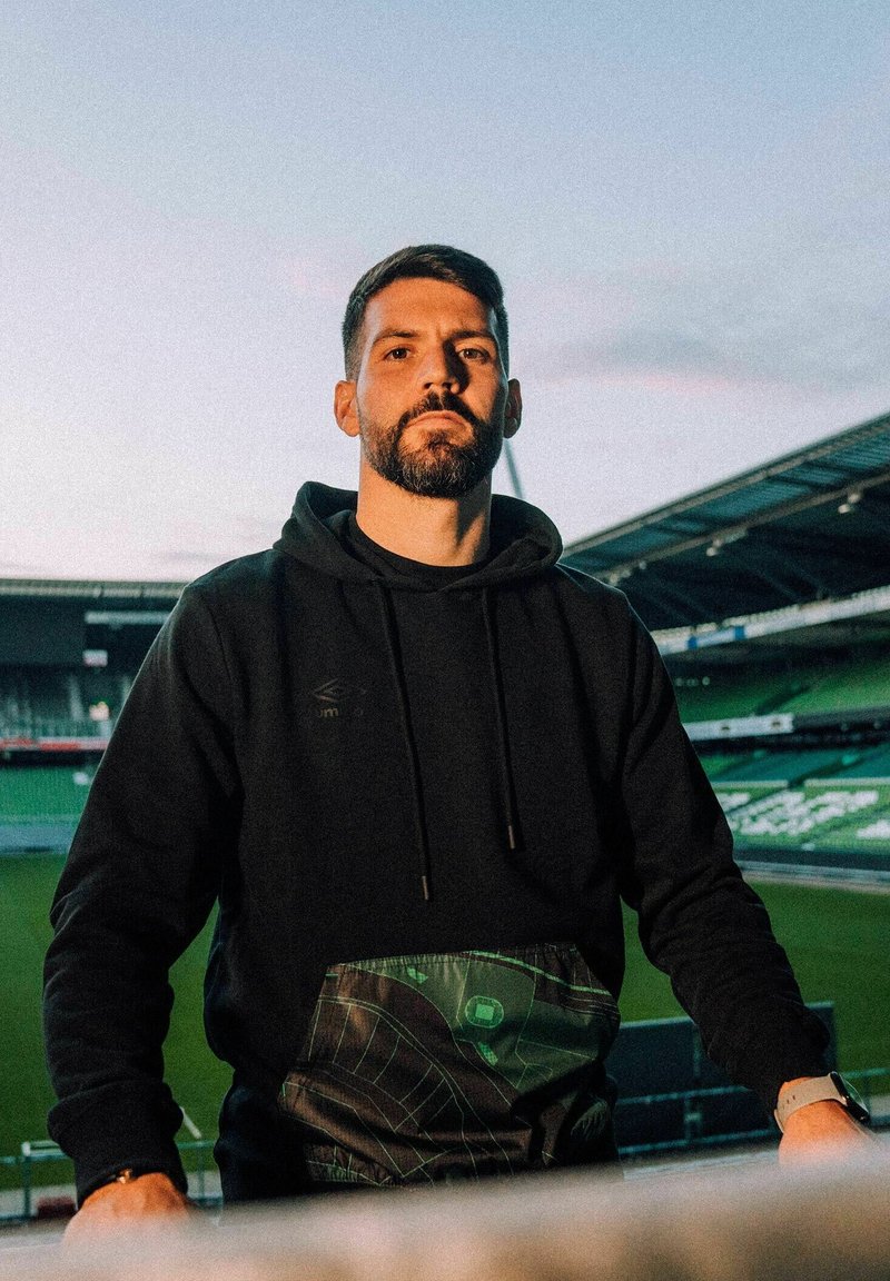 Produktbild von UMBRO SV Werder Bremen Rucksack Schwarz/grün - Offizieller Fanrucksack