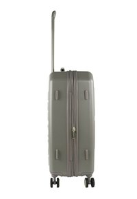 Maleta rígida en gris, con asa retráctil, cierre de cremallera y cuatro ruedas giratorias para facilitar la movilidad.