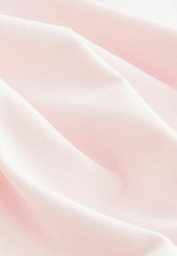 Next T-shirts print - pink graphic