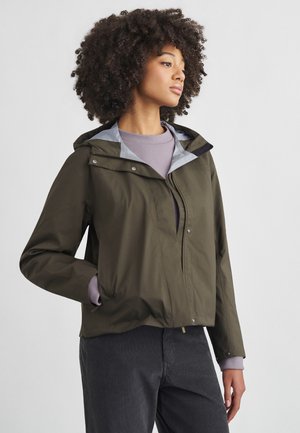 VOYAGE RAIN HOODED JACKET - Chaqueta de entretiempo - new taupe green